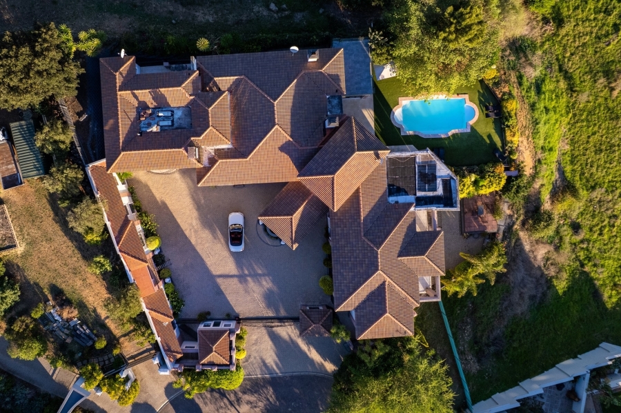 13 Bedroom Property for Sale in Plattekloof 3 Western Cape